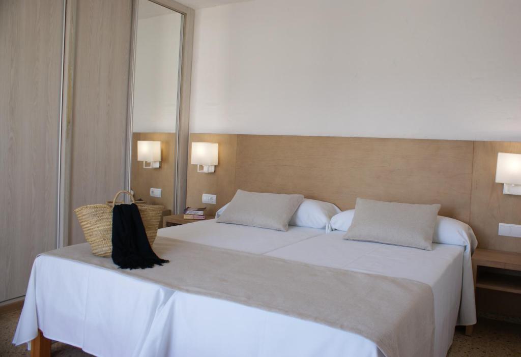 Apartamentos El Moro San Antonio  Exterior foto