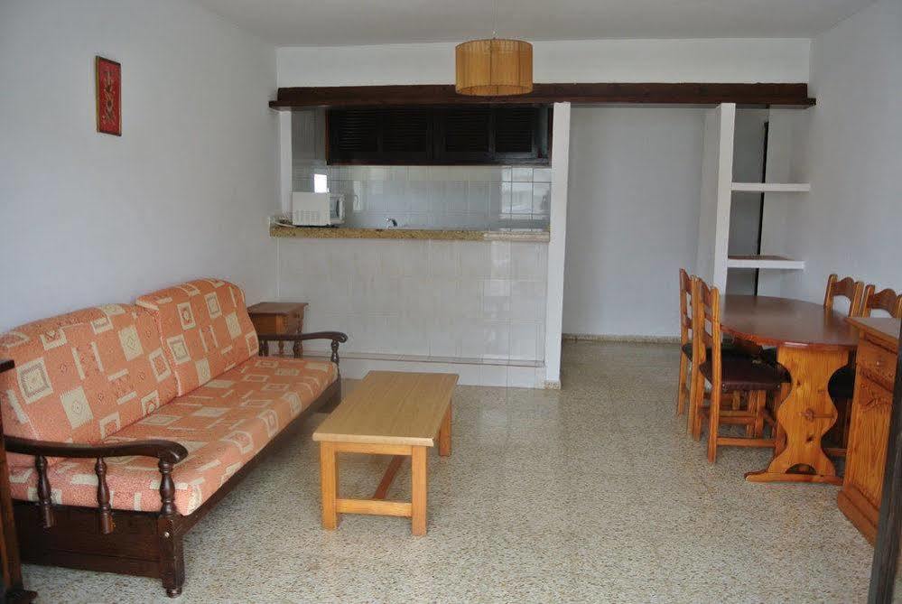 Apartamentos El Moro San Antonio  Exterior foto